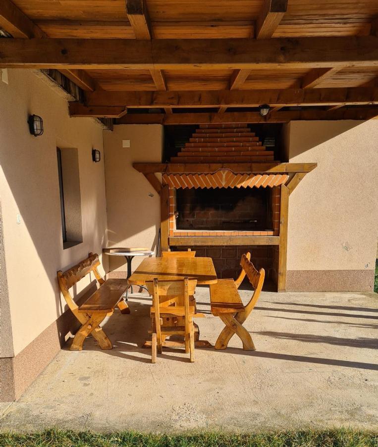 Apartment Prozor Otočac Zewnętrze zdjęcie